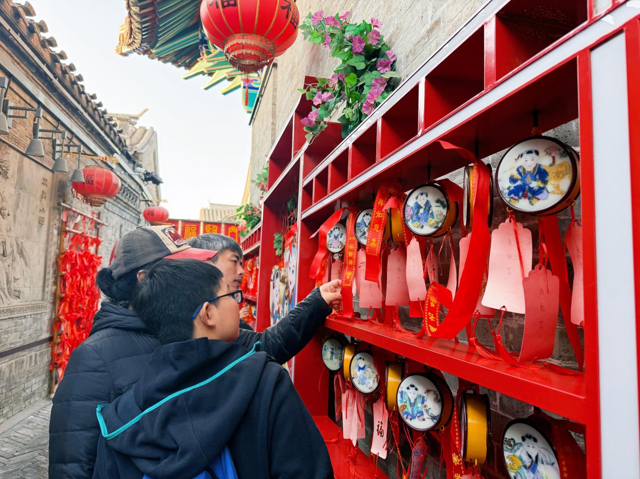 新春走基层|一纸年画万般春(图13) 新春走基层|一纸年画万般春(图13)