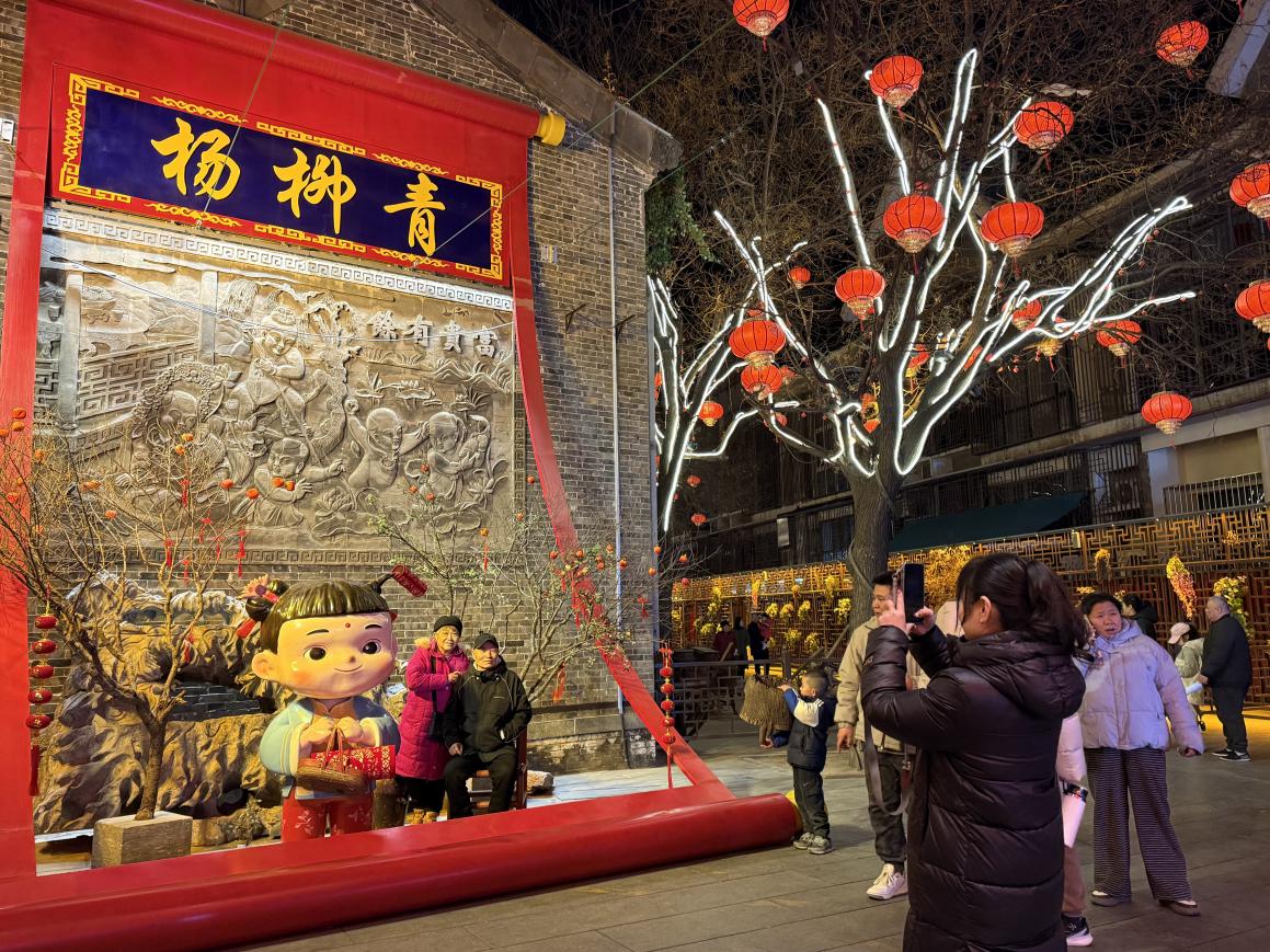 新春走基层|一纸年画万般春(图15) 新春走基层|一纸年画万般春(图15)